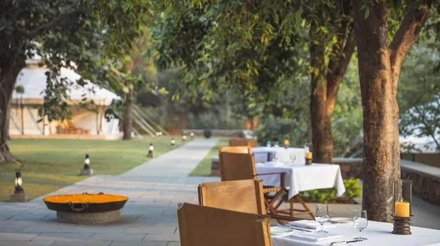 Aman-i-Khás Restaurant