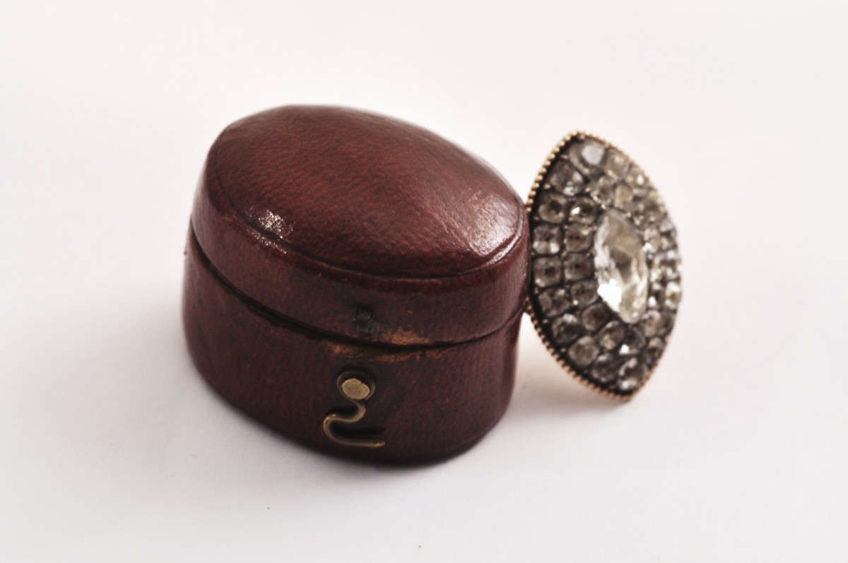 Anel em ouro - 417/17E