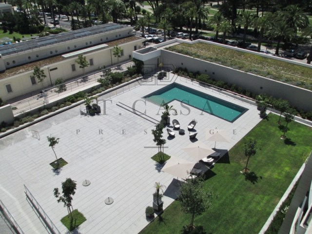Apartamento T3 Duplex - Estoril-2