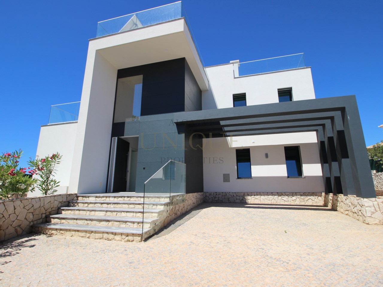 Espetacular moradia T4 com piscina