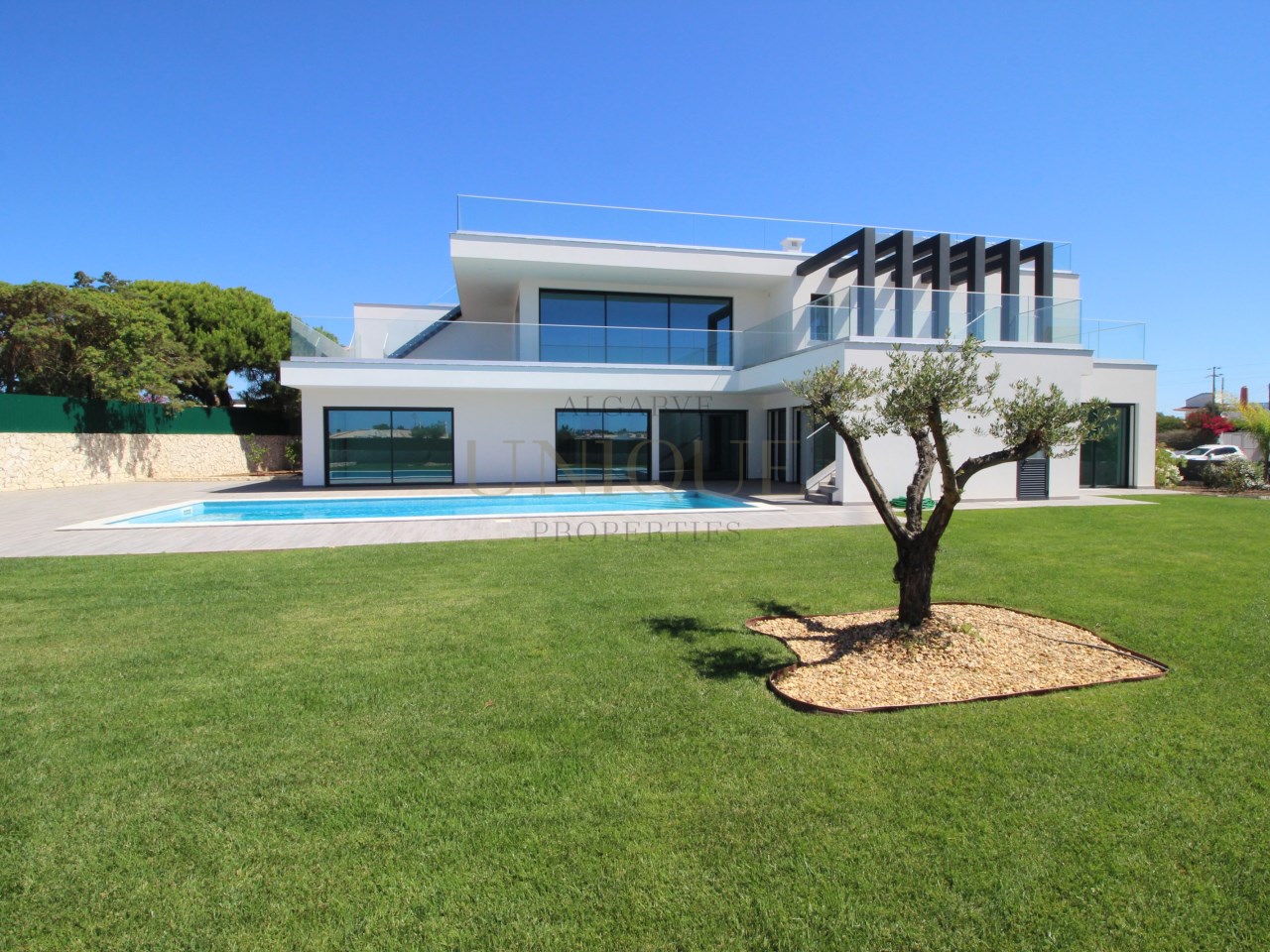 Espetacular moradia T4 com piscina