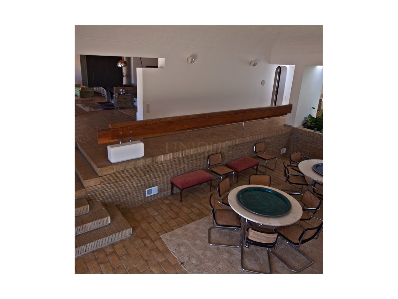 Extensa propriedade frente ao mar