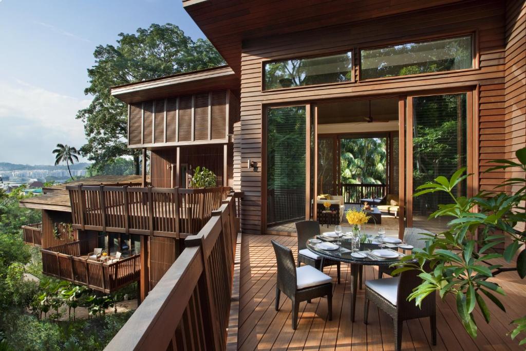 Feng Shui Inn