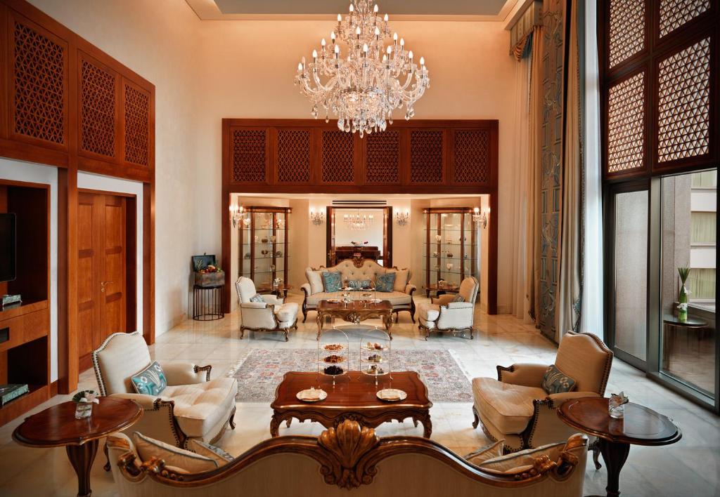 Jumeirah Messilah Beach Hotel & Spa