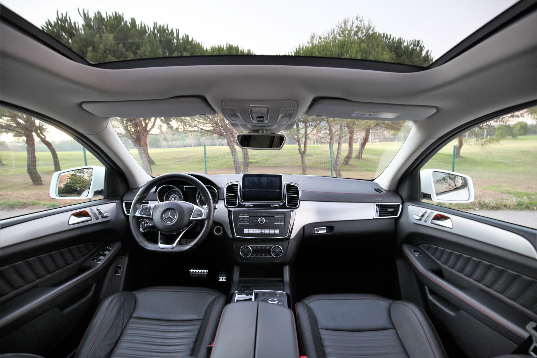 Mercedes-Benz GLE-350