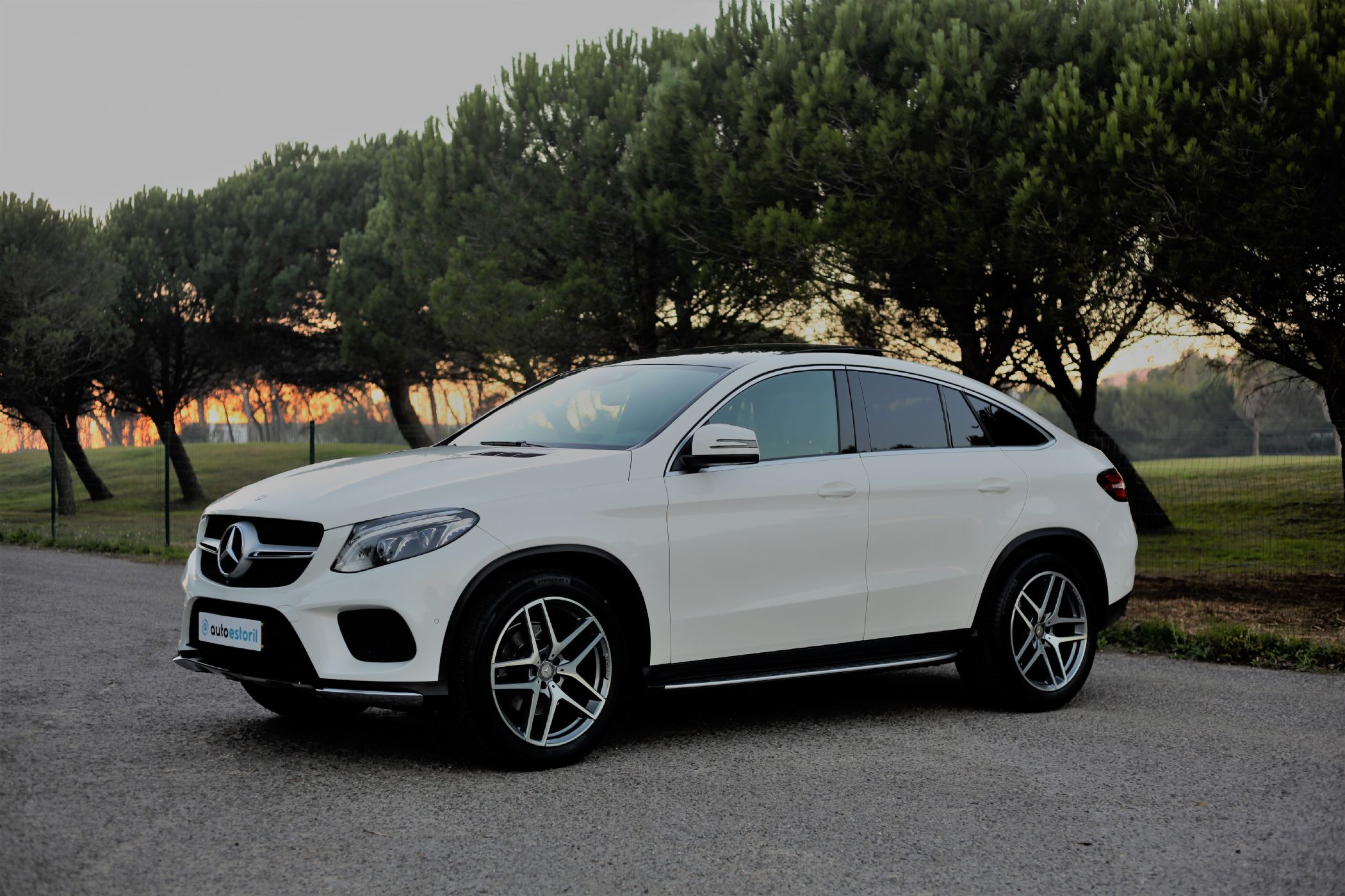 Mercedes-Benz GLE-350