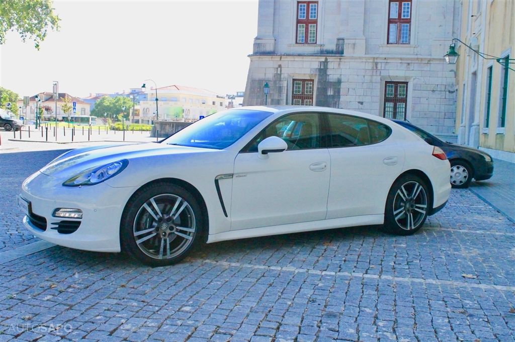 Porsche Panamera 3.0D SPORT-2