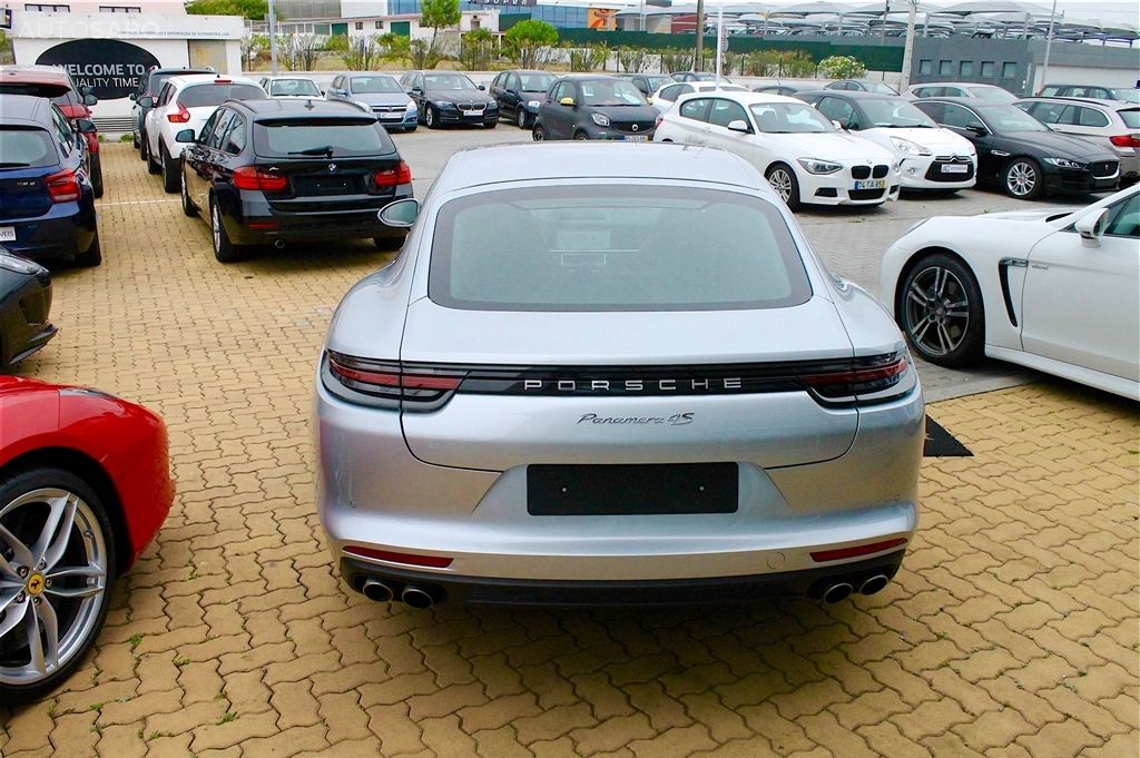 Porsche Panamera 4 S PDK Executive-2