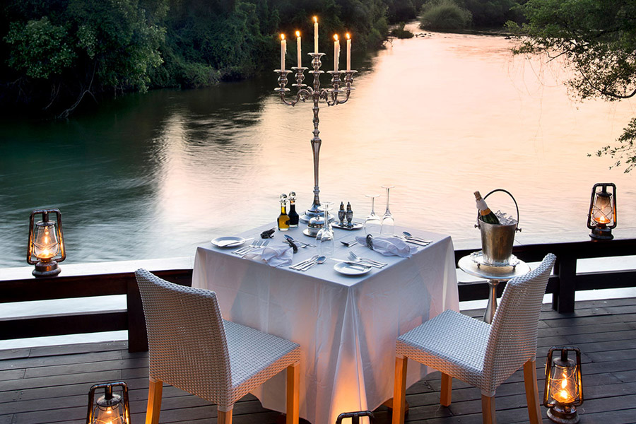 River Lodge Restaurant