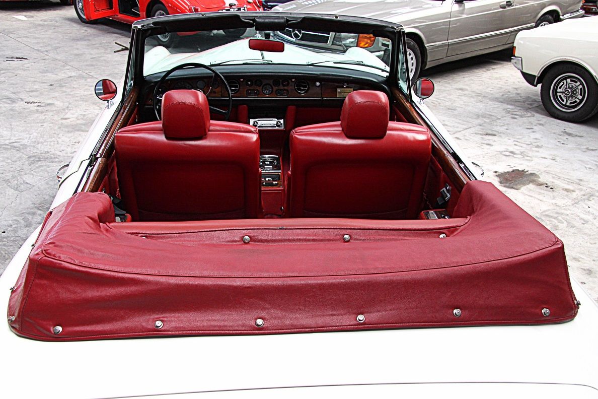 Rolls Royce Corniche Cabrio-5