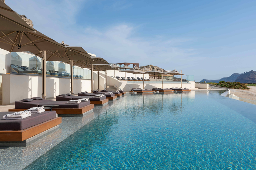 Santo Mine Oia Suites