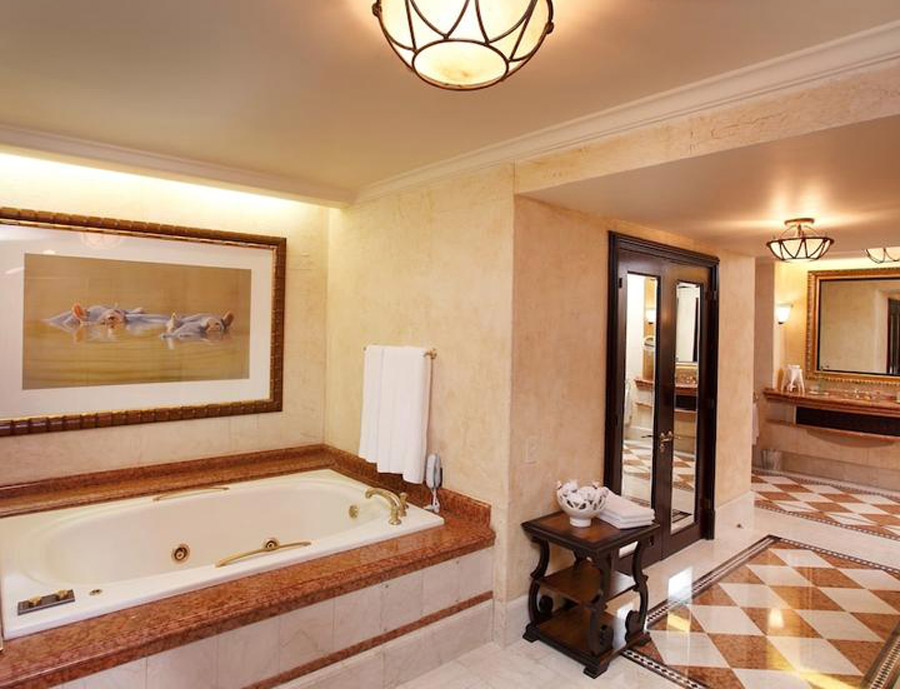 The Palace of the Lost City