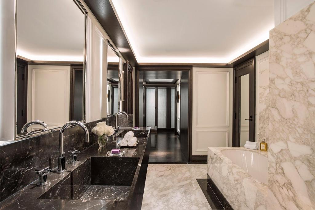 The Ritz-Carlton New York