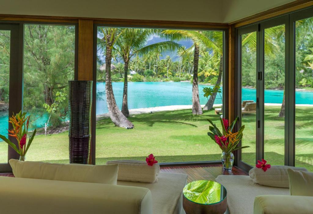 The St. Regis Bora Bora Resort