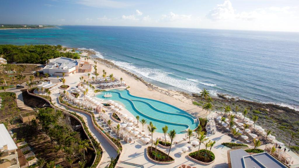 TRS Yucatan Hotel
