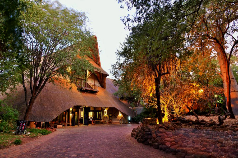 Victoria Falls Safari Lodge