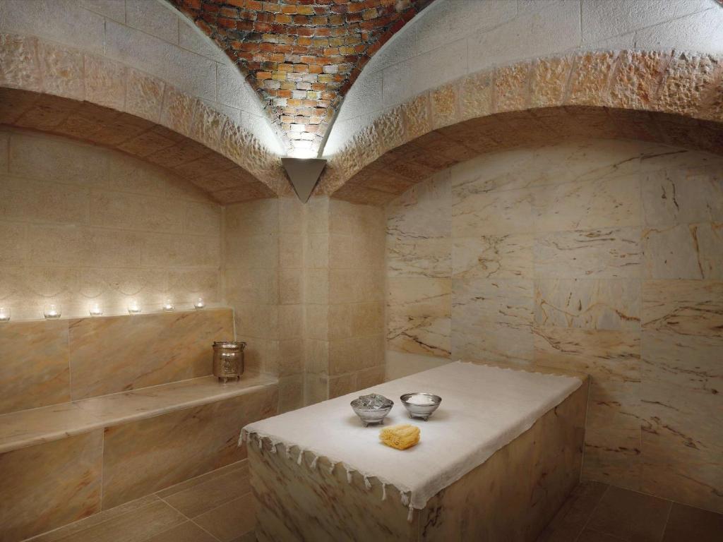 Zara Spa Petra